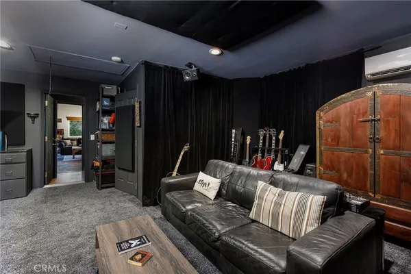 $525,000 | 453 Davos Drive, Crestline, CA 92325