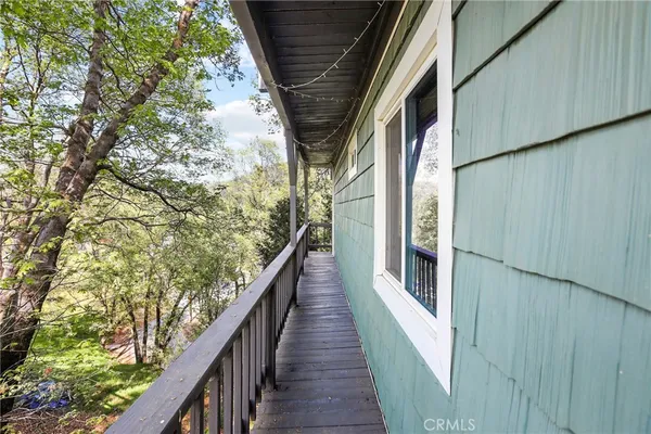 $525,000 | 453 Davos Drive, Crestline, CA 92325