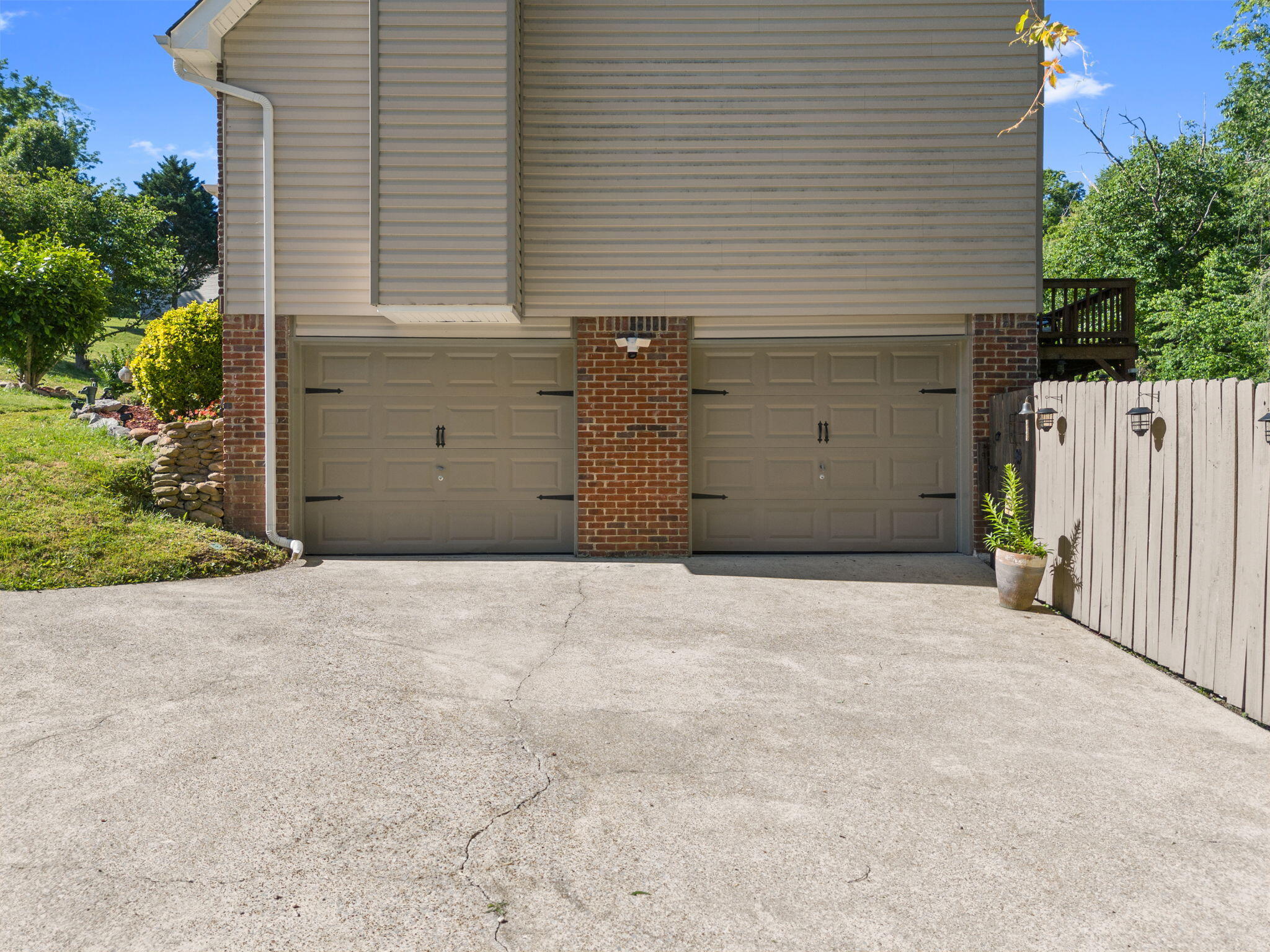 6233 Hunter Valley Road Ooltewah, TN 37363 - Photo 51 of 53 50-web-or-mls-DJI_20260508100910_0038_D