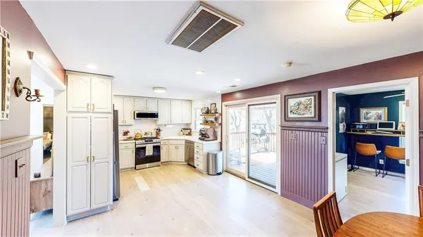 $309,000 | 7708 Robinson Street, Overland Park, KS 66204