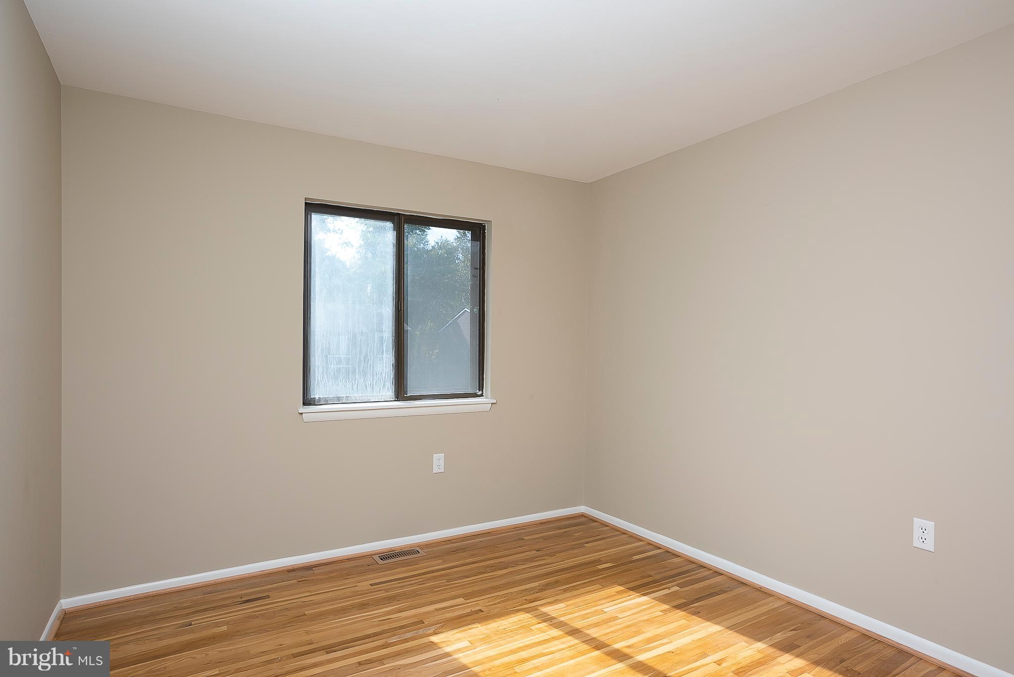 8256 Vosges Road Baltimore, MD 21244 - Photo 15 of 30 Bedroom 3