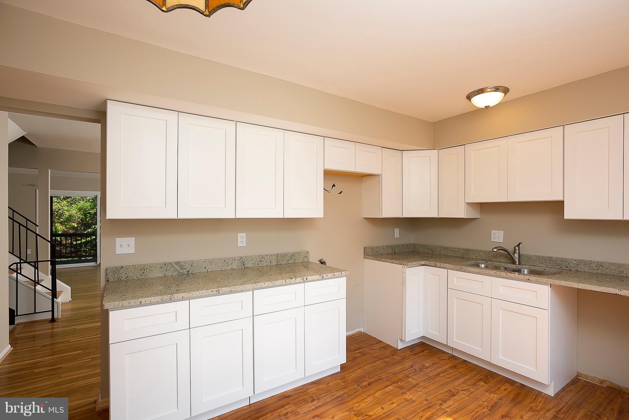 8256 Vosges Road Baltimore, MD 21244 - Photo 3 of 30 Kitchen