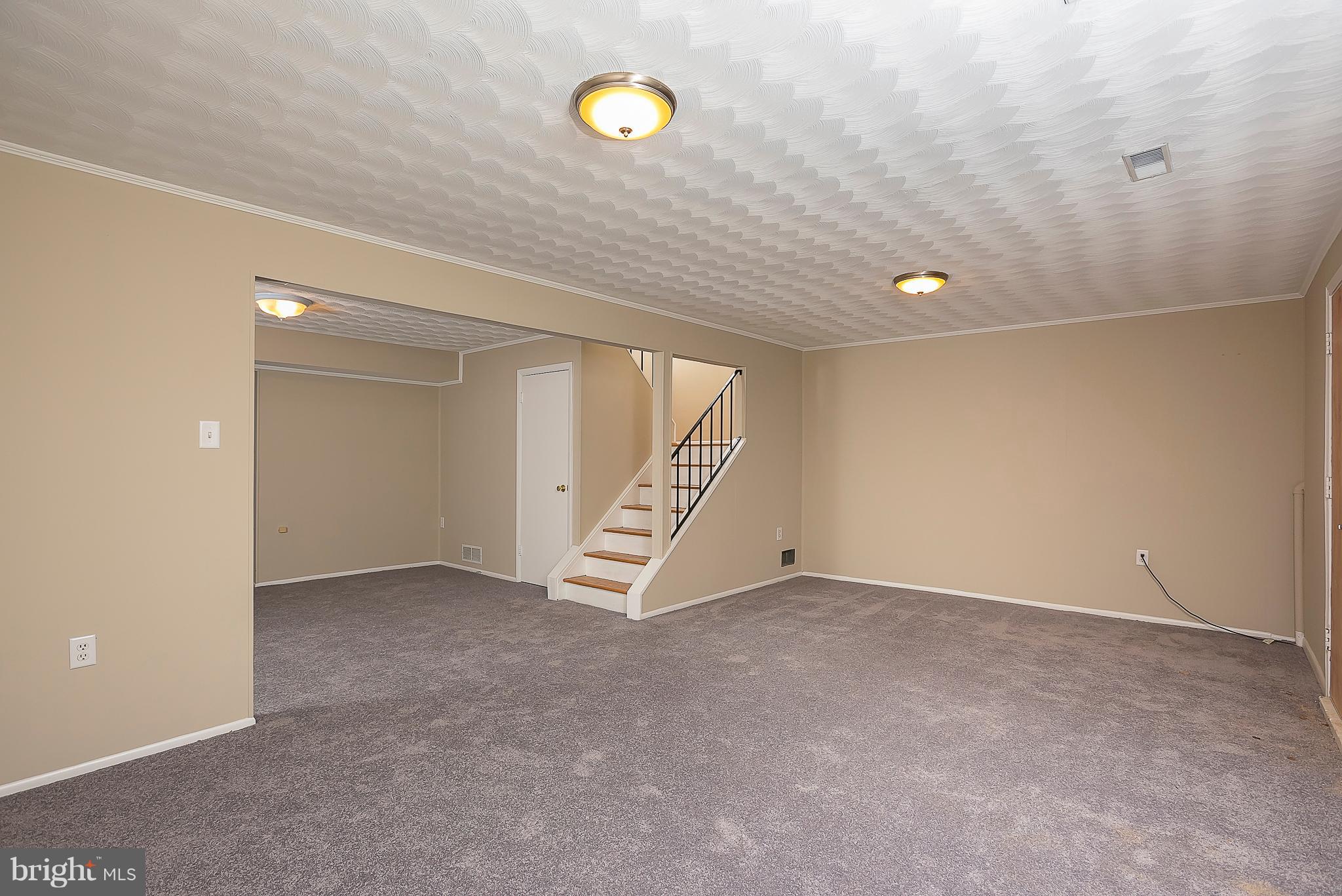 8256 Vosges Road Baltimore, MD 21244 - Photo 21 of 30 Family Room