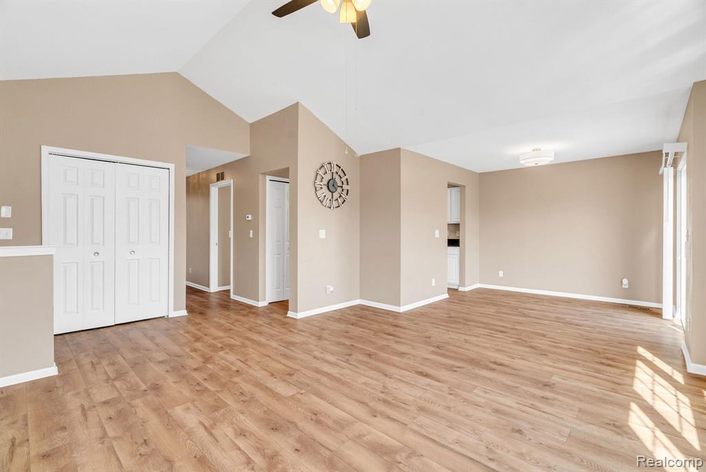 1837 Flagstone Circle Rochester, MI 48307 - Photo 13 of 37