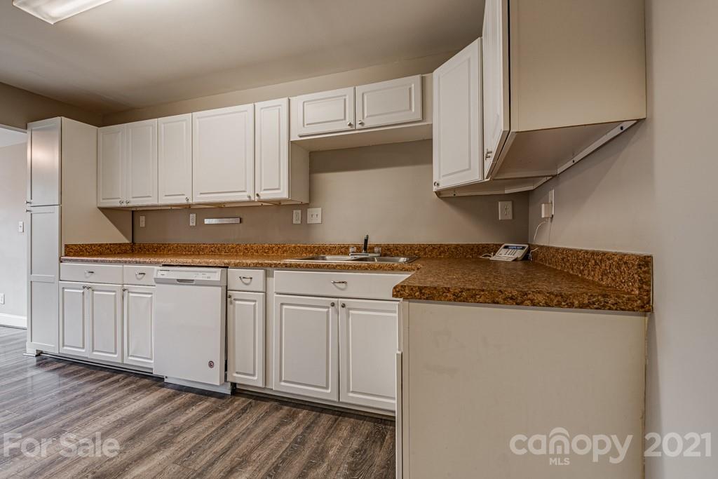 2833 Mayflower Road Charlotte, NC 28208 - Photo 19 of 44