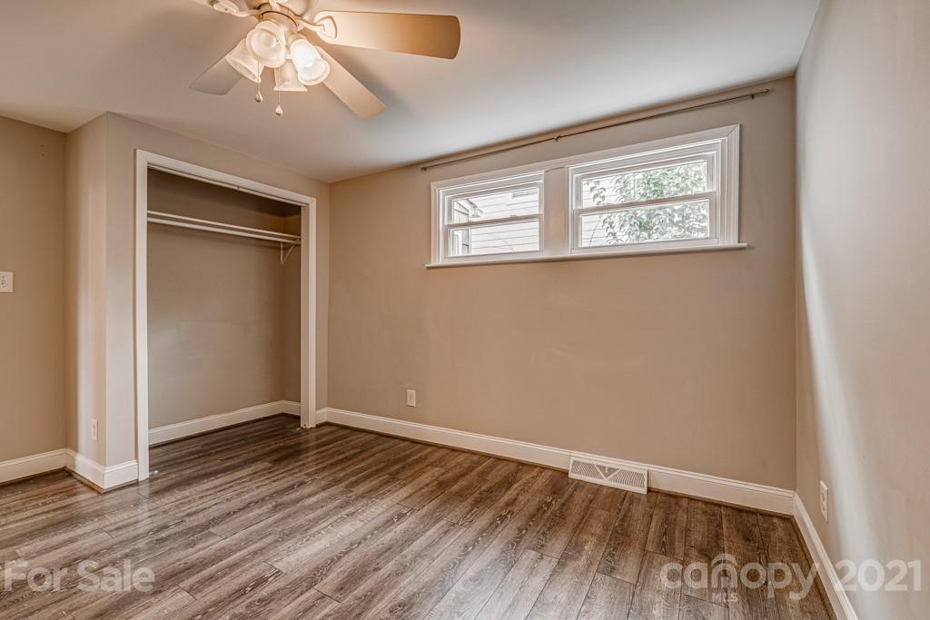 2833 Mayflower Road Charlotte, NC 28208 - Photo 29 of 44