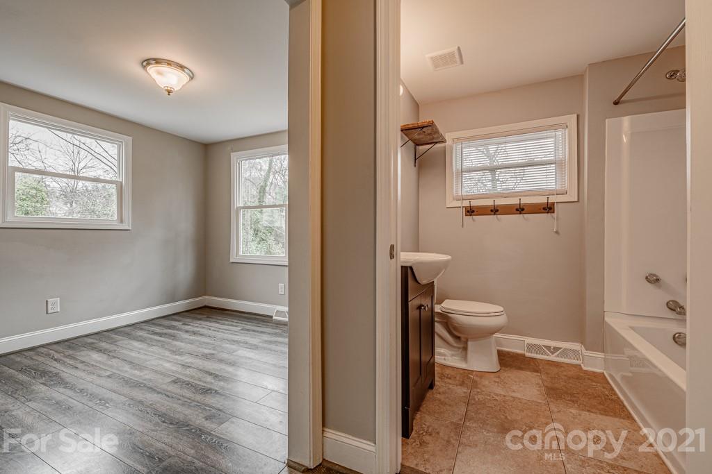 2833 Mayflower Road Charlotte, NC 28208 - Photo 31 of 44