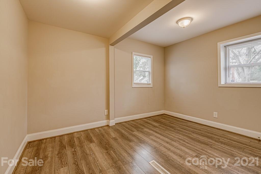 2833 Mayflower Road Charlotte, NC 28208 - Photo 8 of 44