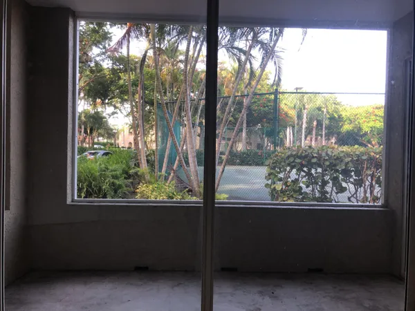 $2,000 | 1825 Palm Cove Boulevard, Unit 103, Delray Beach, FL 33445