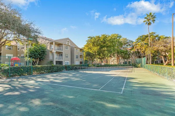 $2,000 | 1825 Palm Cove Boulevard, Unit 103, Delray Beach, FL 33445