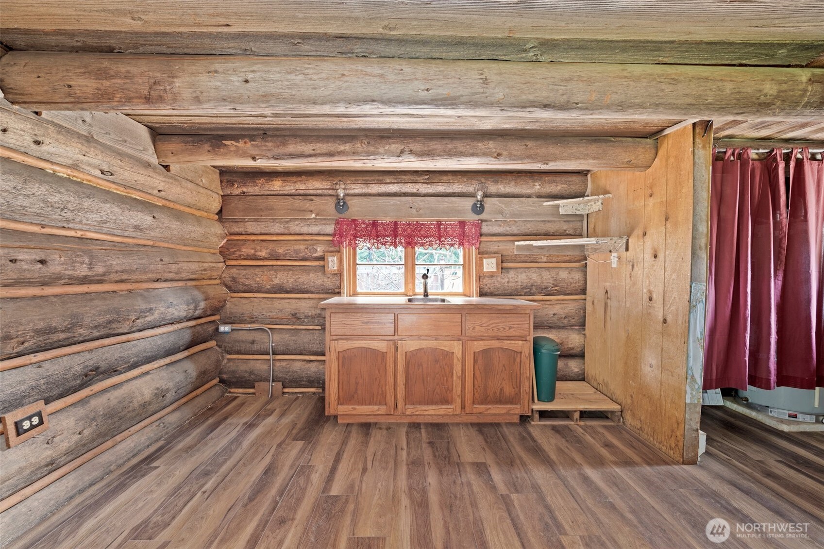 288 Hewitt Road Chehalis, WA 98532 - Photo 21 of 40 a view of storage and utility room