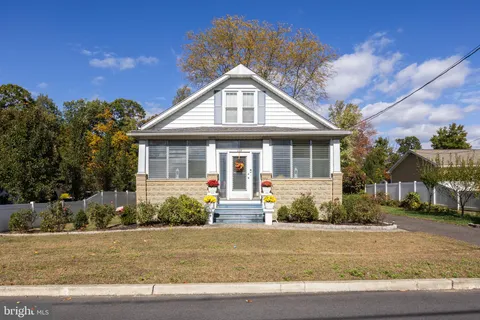 $375,000 | 239 Woodland Avenue, Blackwood, NJ 08012