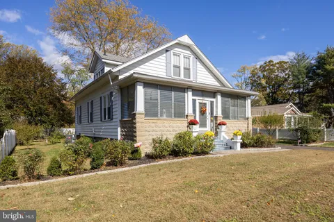 $375,000 | 239 Woodland Avenue, Blackwood, NJ 08012