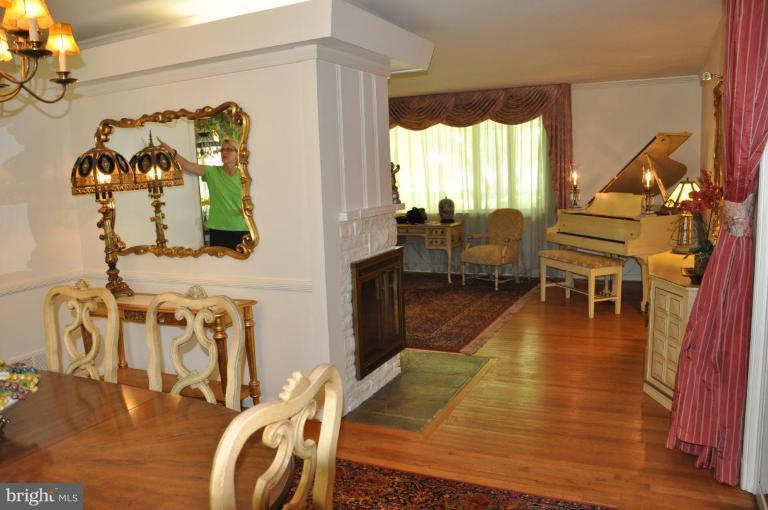 9817 Old Spring Road Kensington, MD 20895 - Photo 7 of 24 Living Room/Dining Room