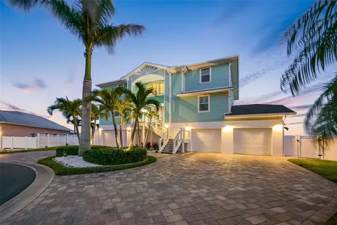 $3,750,000 | 11000 8th Street East, Treasure Island, FL 33706