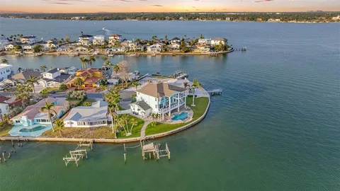 $3,750,000 | 11000 8th Street East, Treasure Island, FL 33706