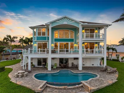 $3,750,000 | 11000 8th Street East, Treasure Island, FL 33706