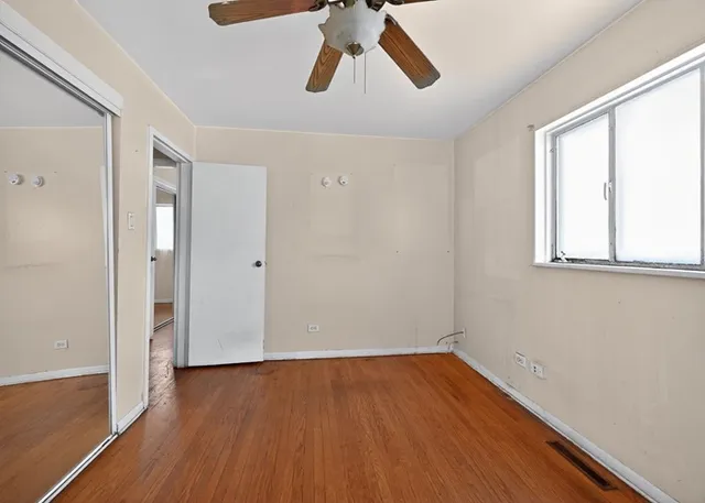 $115,600 | 231 Farragut Street, Park Forest, IL 60466