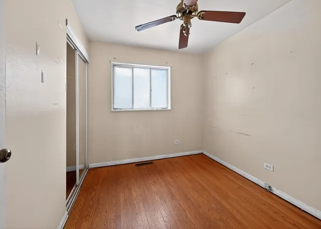 $115,600 | 231 Farragut Street, Park Forest, IL 60466