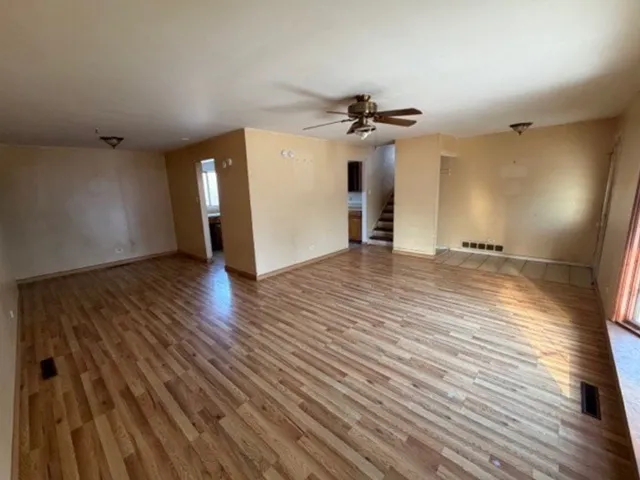 $115,600 | 231 Farragut Street, Park Forest, IL 60466