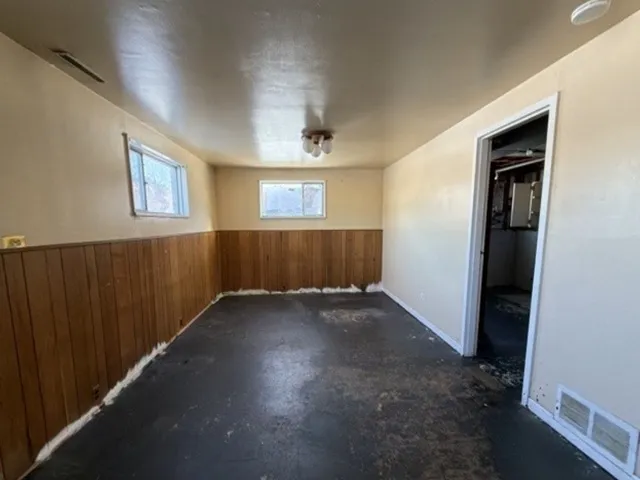 $115,600 | 231 Farragut Street, Park Forest, IL 60466