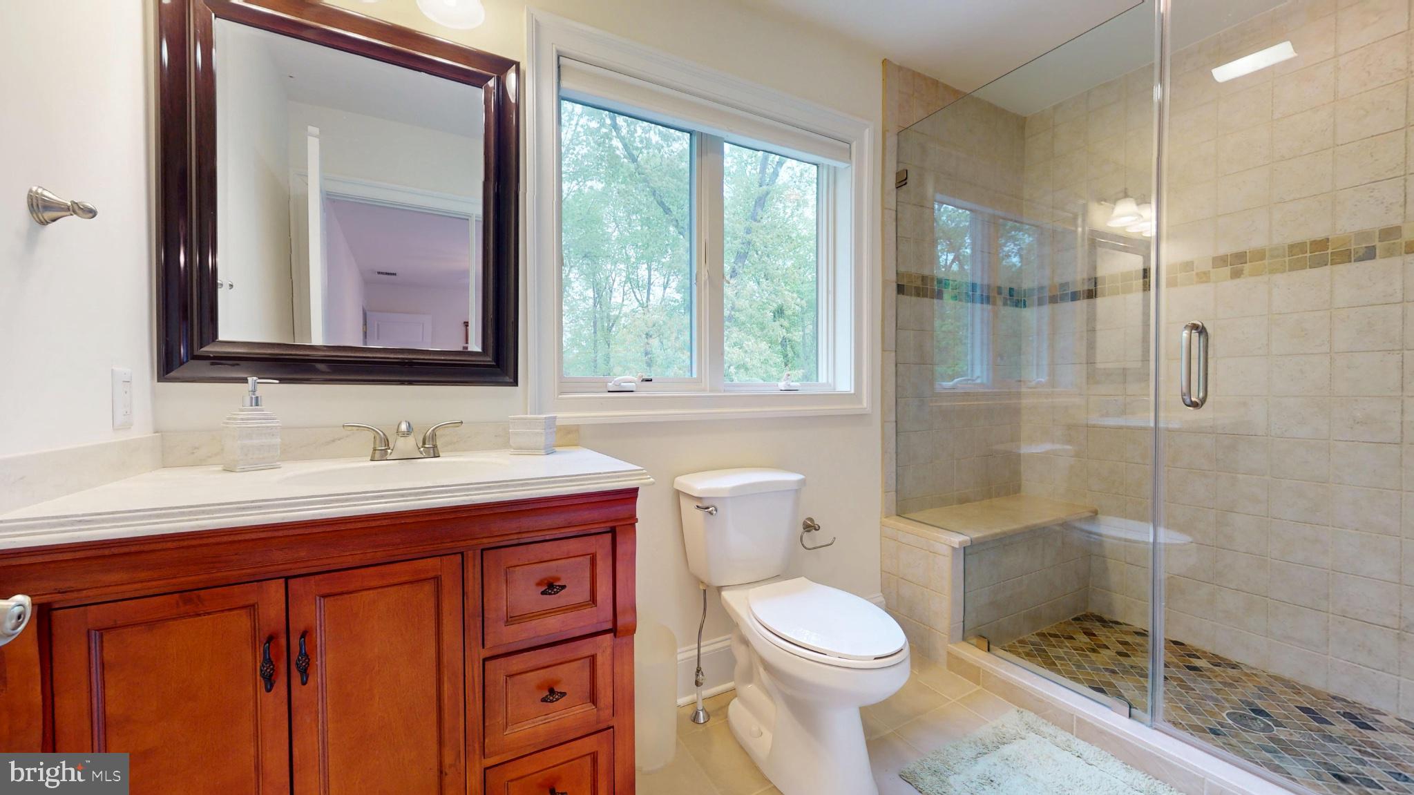 309 Ark Road Mount Laurel, NJ 08054 - Photo 39 of 60 Bedroom #2 ensuite bath