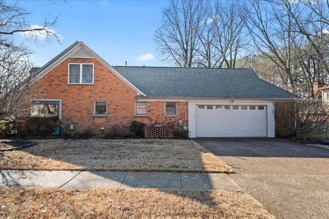 $474,900 | 3017 Laurinburg Circle, Germantown, TN 38138