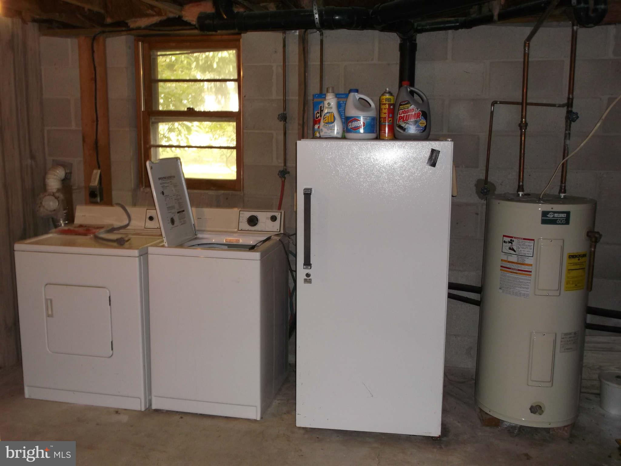 209 Warwick Road Chestertown, MD 21620 - Photo 14 of 16 Laundry room