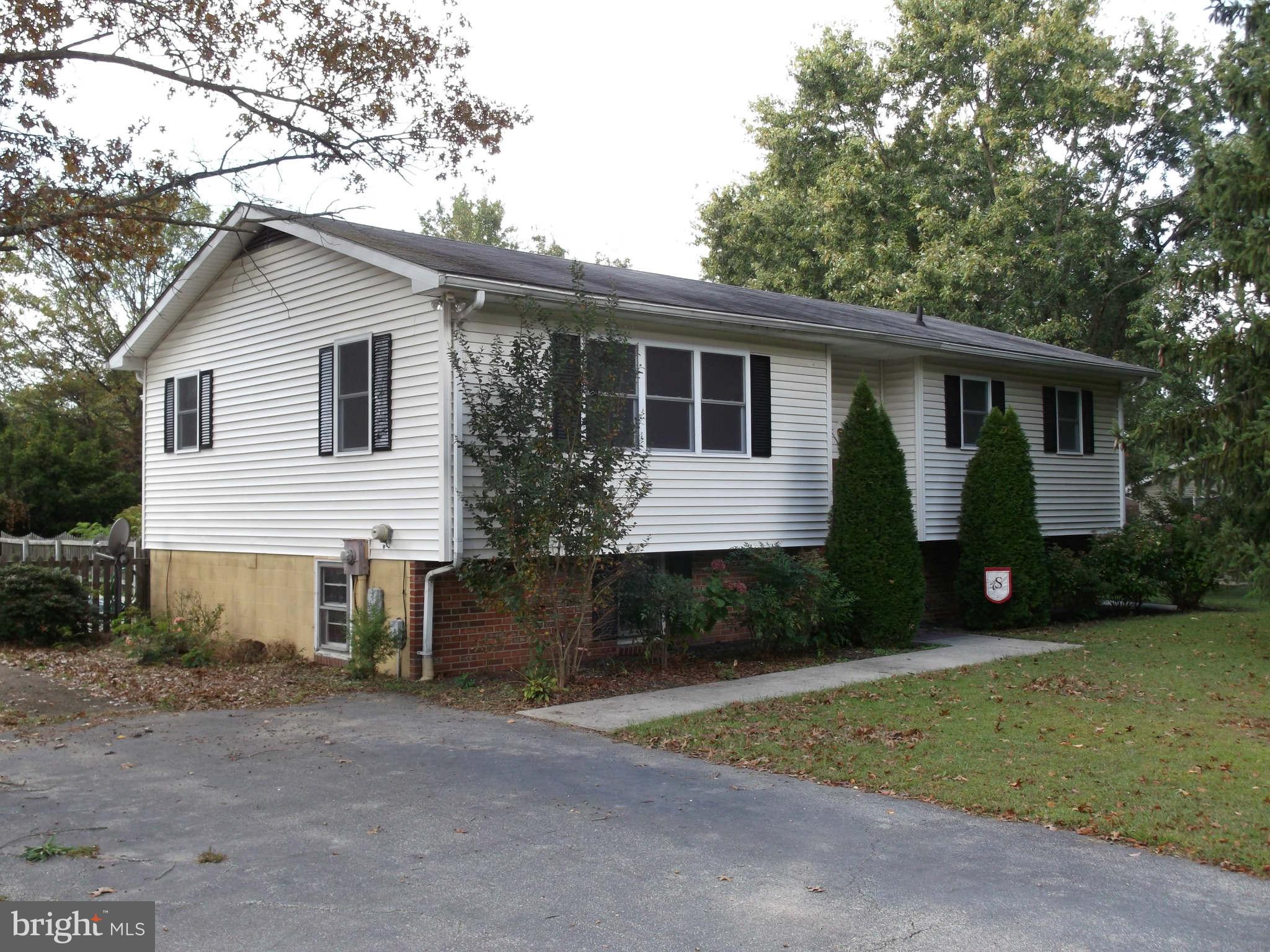 209 Warwick Road Chestertown, MD 21620 - Photo 3 of 16 Exterior (Front)