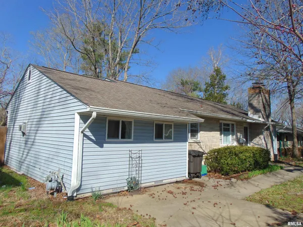 $125,000 | 608 South Dixon Avenue, Carbondale, IL 62901