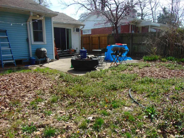 $125,000 | 608 South Dixon Avenue, Carbondale, IL 62901