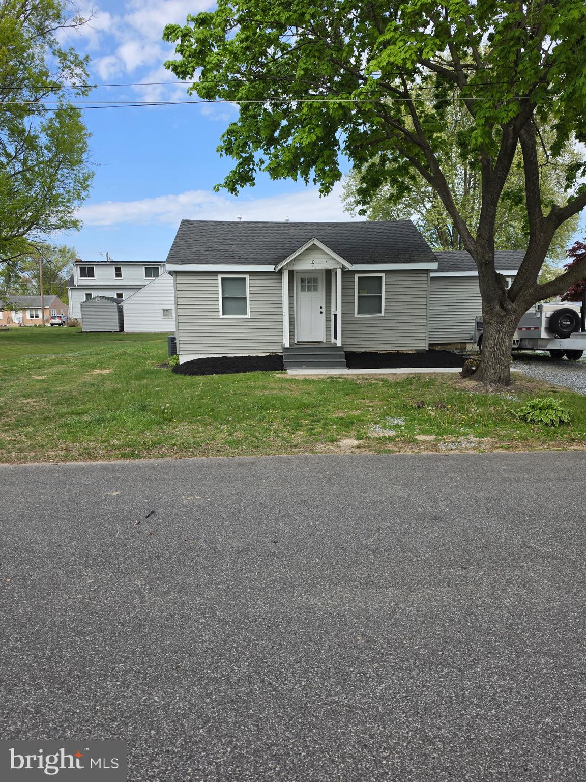 10 Jefferson Road Pennsville, NJ 08070 - Photo 2 of 7