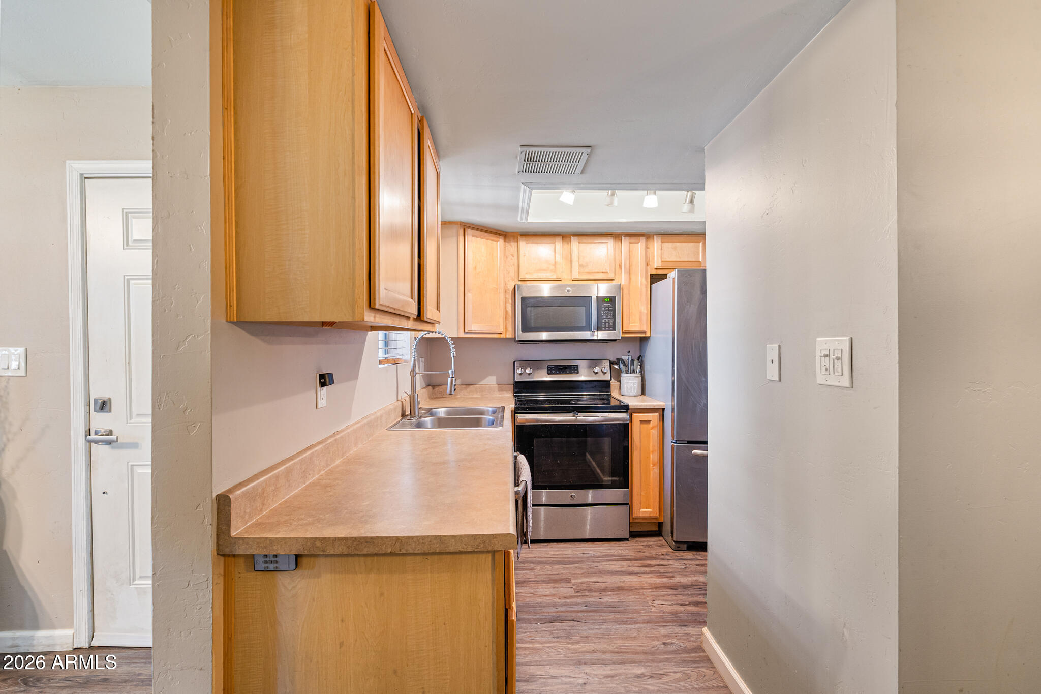 2855 South Ext Road, Unit 210 Mesa, AZ 85210 - Photo 6 of 38