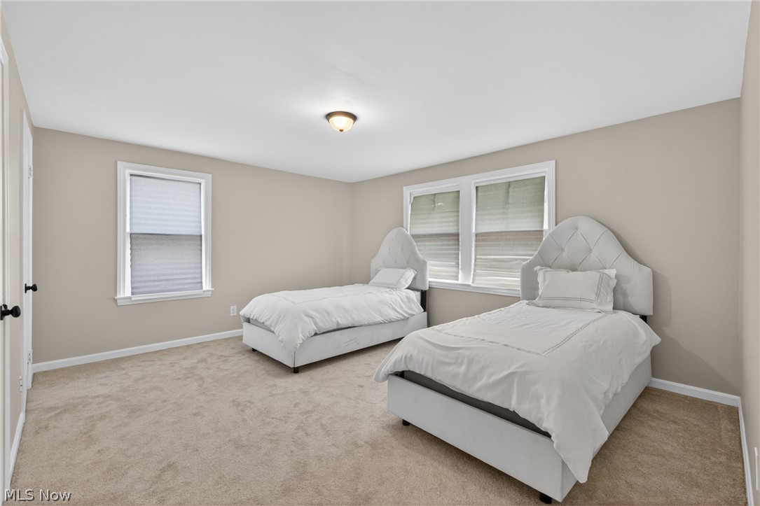 4409 Silsby Road University Heights, OH 44118 - Photo 19 of 28