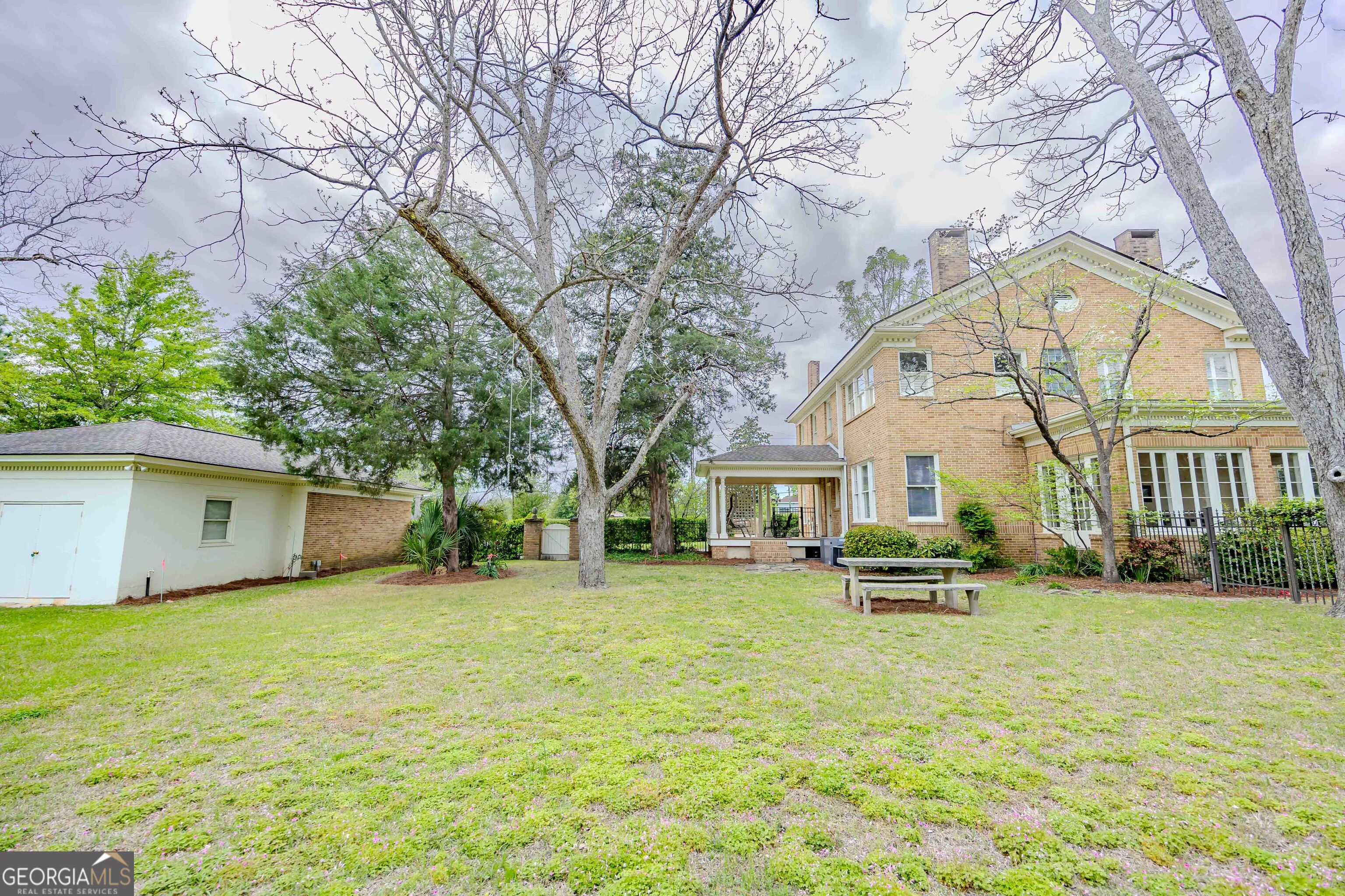 39 West Graham Street McRae-Helena, GA 31055 - Photo 78 of 107 a front view of house with yard and green space