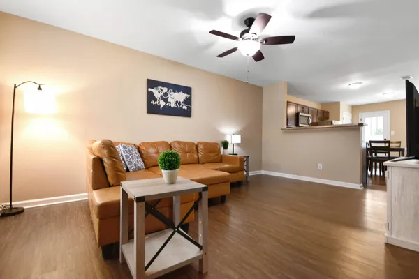 $1,950 | 165 Center Pointe Drive, Unit D, Clarksville, TN 37040