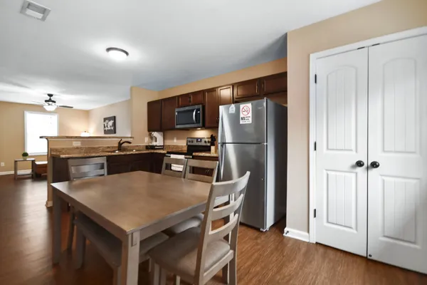 $1,950 | 165 Center Pointe Drive, Unit D, Clarksville, TN 37040