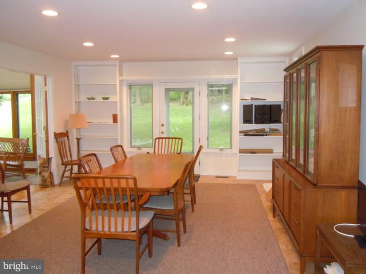 2715 Alden Road Huntingdon Valley, PA 19006 - Photo 13 of 24 Dining Room