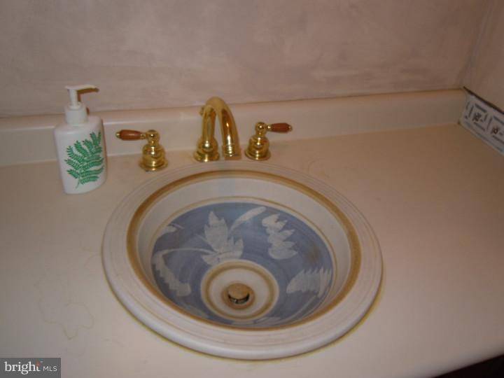 2715 Alden Road Huntingdon Valley, PA 19006 - Photo 15 of 24 Bathroom