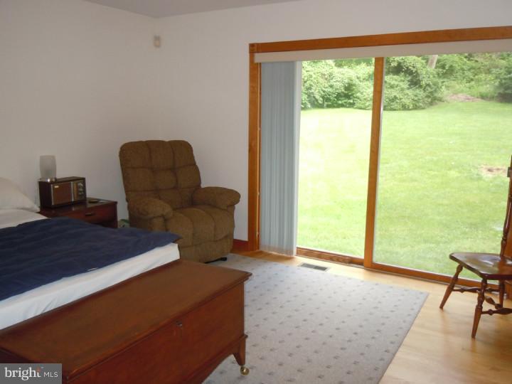 2715 Alden Road Huntingdon Valley, PA 19006 - Photo 16 of 24 Master Bedroom