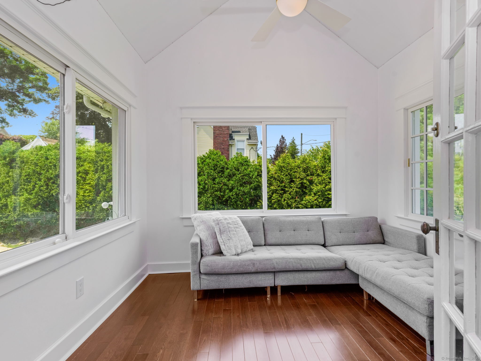 23 Auldwood Road Stamford, CT 06902 - Photo 22 of 39 sleeping porch