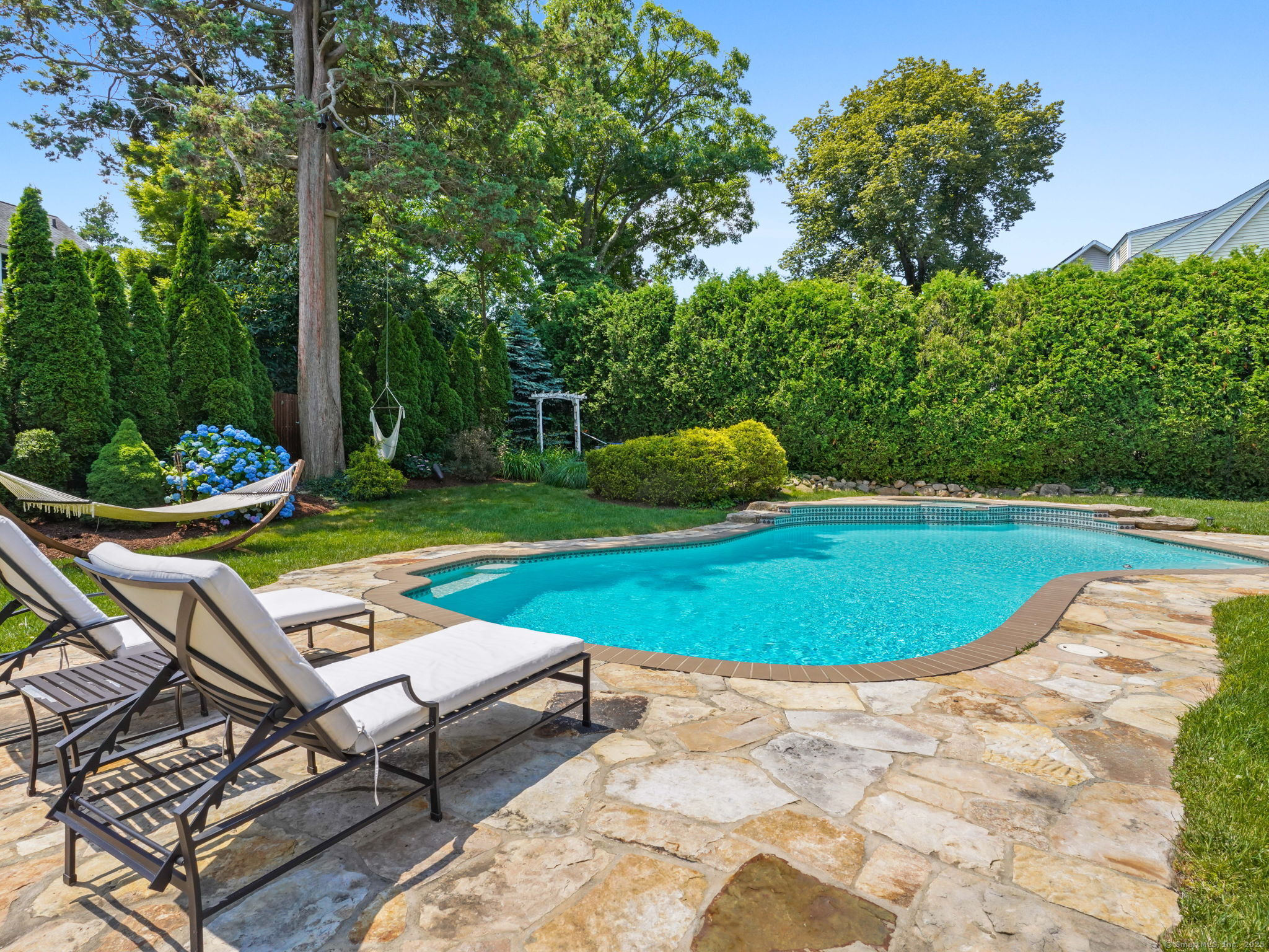 23 Auldwood Road Stamford, CT 06902 - Photo 34 of 39