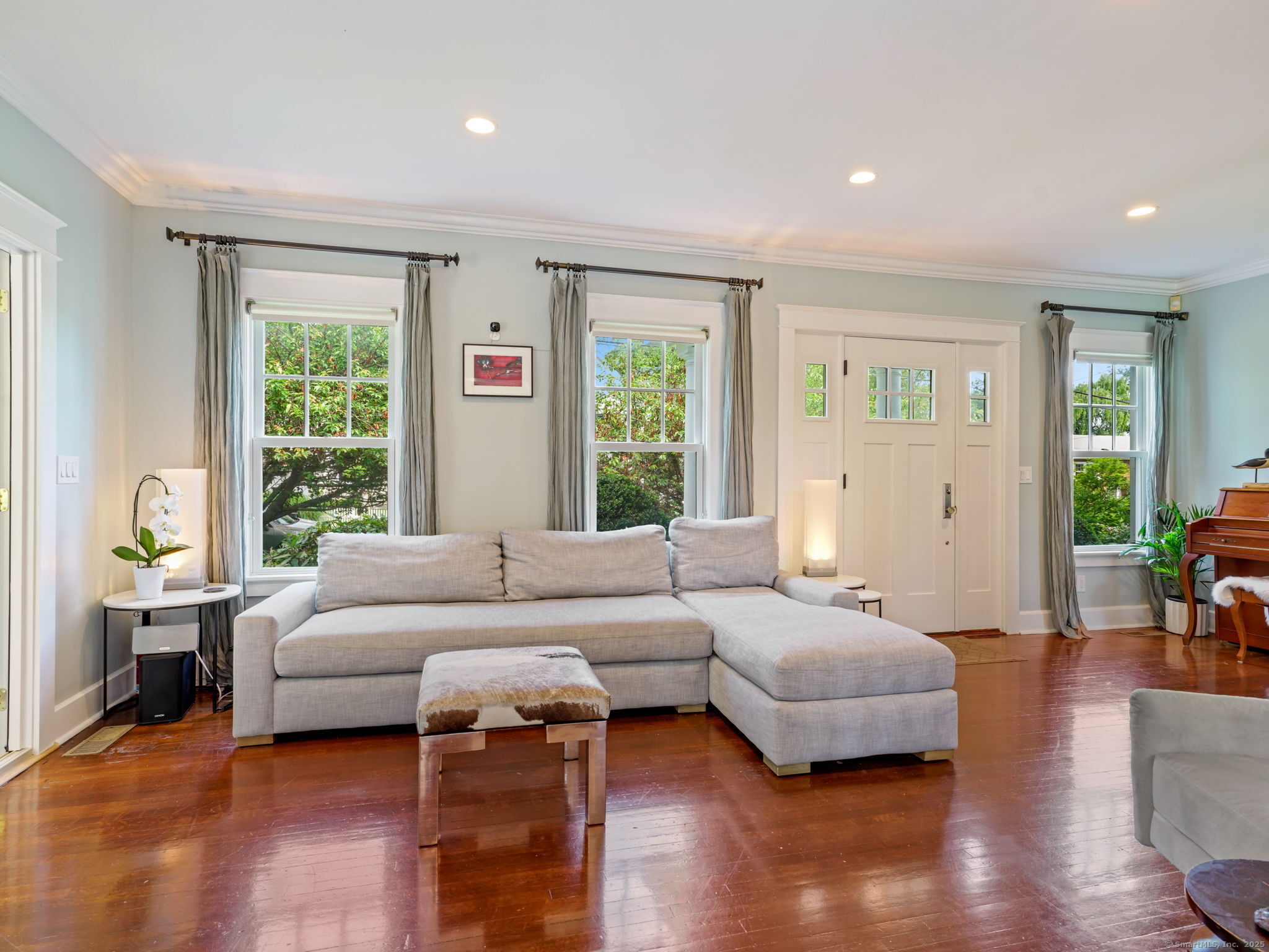 23 Auldwood Road Stamford, CT 06902 - Photo 8 of 39