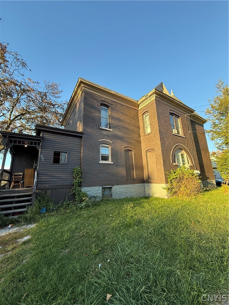 340 Seneca Street Oneida, NY 13421 - Photo 2 of 13