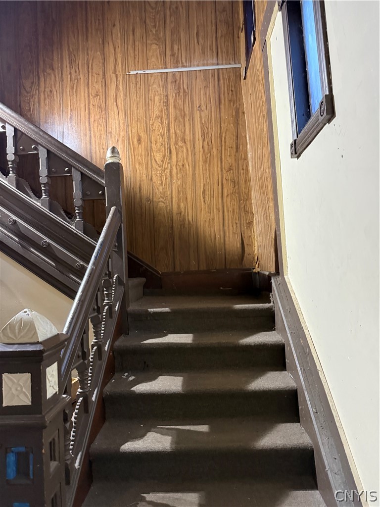 340 Seneca Street Oneida, NY 13421 - Photo 5 of 13