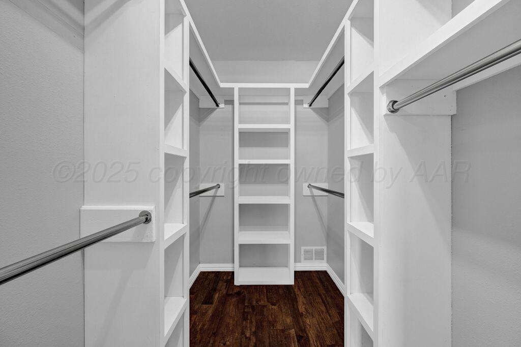 7935 Mitcham Drive Amarillo, TX 79121 - Photo 12 of 20 a view of walk in closet
