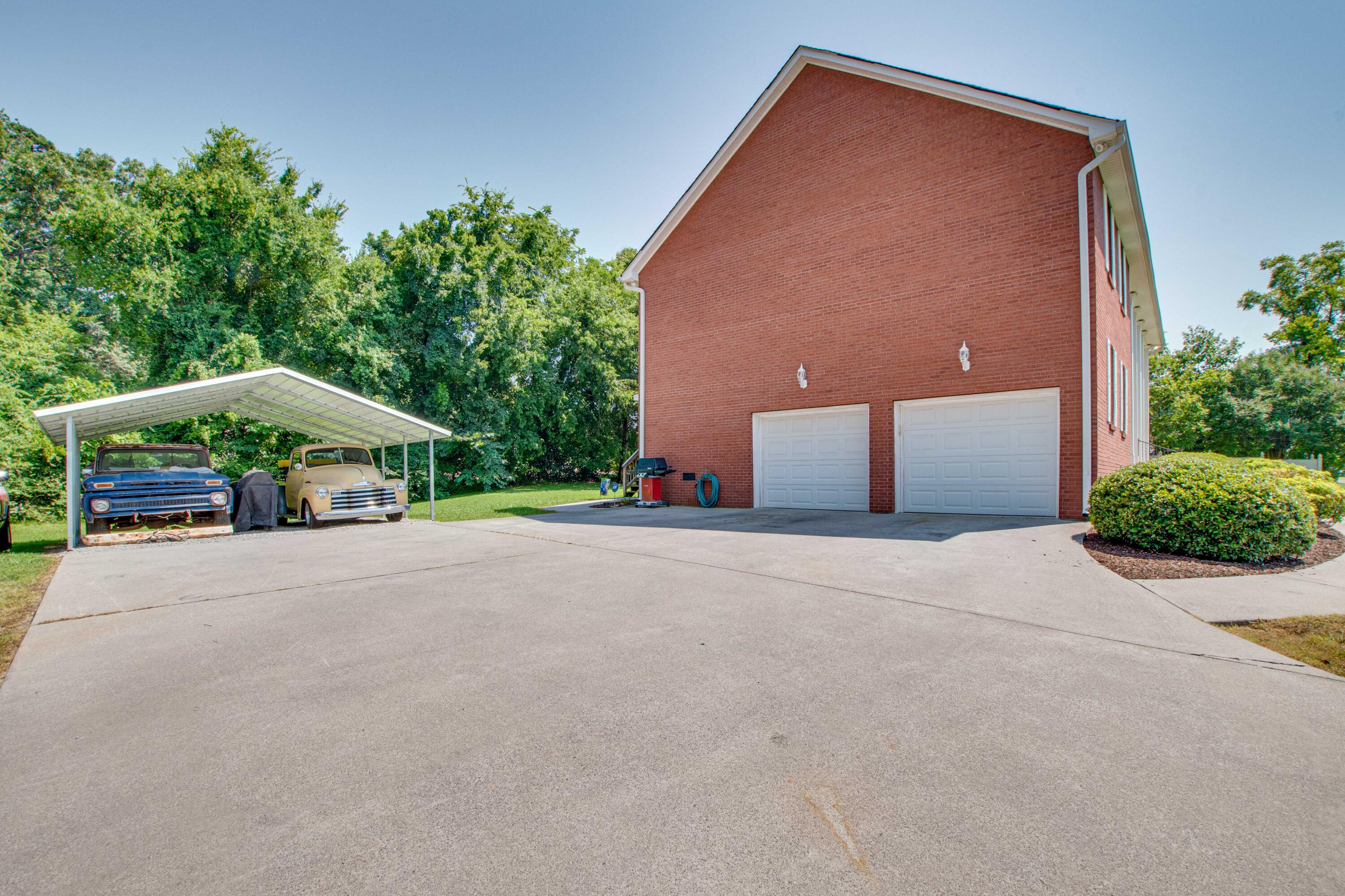 7233 Tyner Road Chattanooga, TN 37421 - Photo 3 of 38 7233 Tyner Rd-37