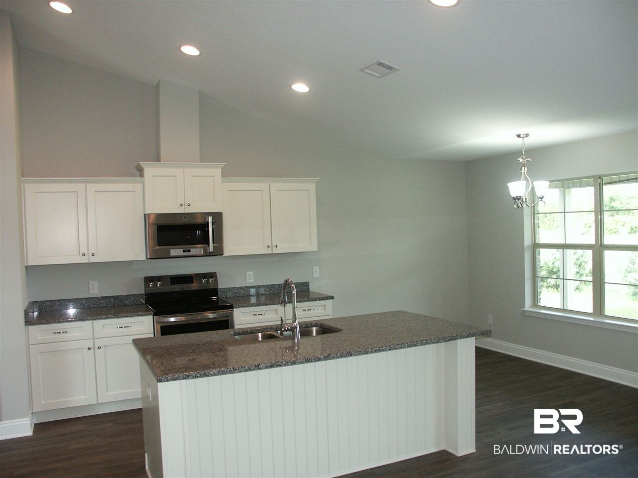 12818 Westfield Loop Lillian, AL 36549 - Photo 5 of 24 Kitchen With Appliances