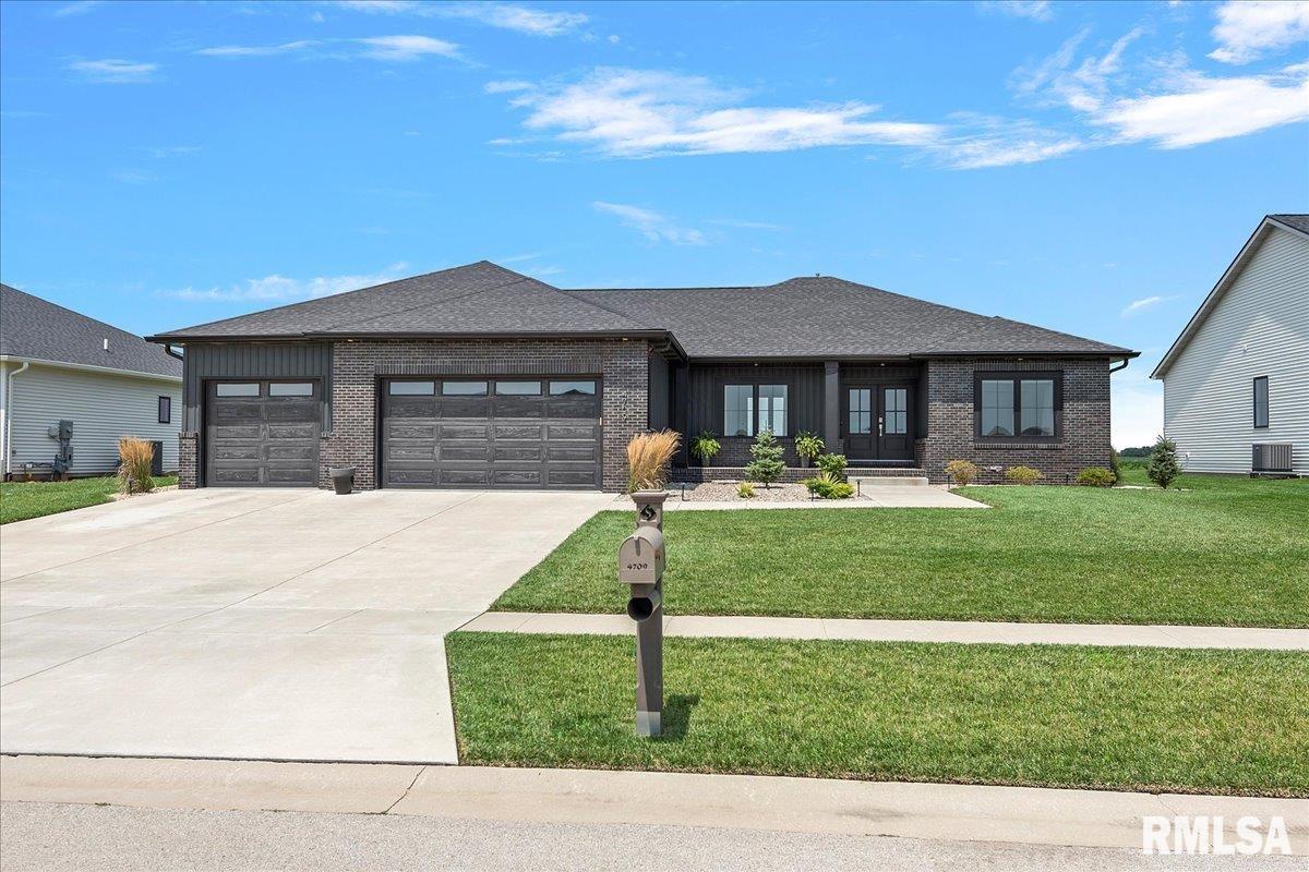 4709 Lynhurst Road Springfield, IL 62711 - Photo 1 of 53