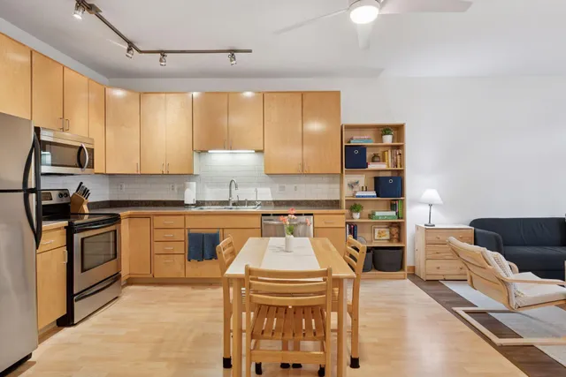 $199,900 | 2600 University Avenue Southeast, Unit 105, Minneapolis, MN 55414